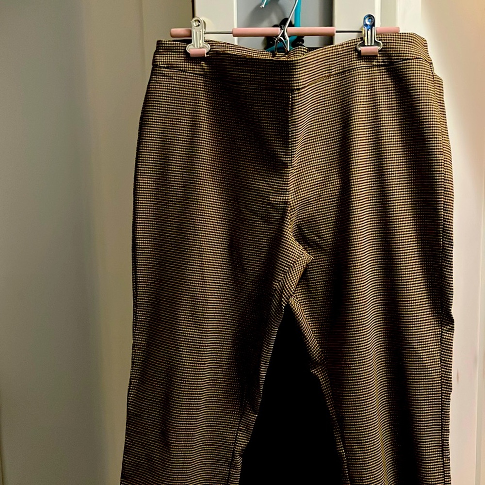 women’s stretch pull on brown and black straight leg checkered pants